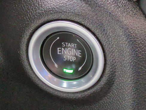 Used 2023 GMC Sierra 2500 Denali w/ Denali Ultimate Package image 29