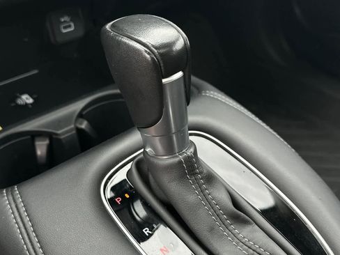Used 2024 Honda HR-V EX-L image 23