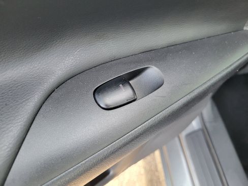 Used 2016 Nissan Altima 2.5 SV w/ Convenience Package image 14