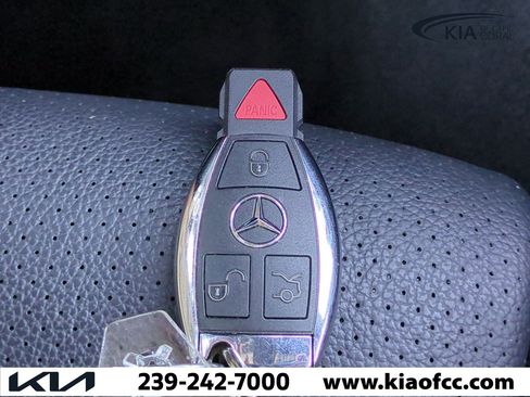 Used 2018 Mercedes-Benz GLC 300 4MATIC image 30