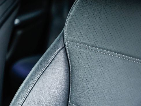 Certified 2025 Mercedes-Benz GLC 300 image 24