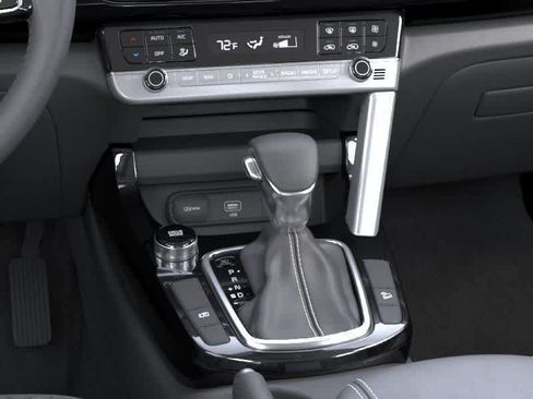 New 2026 Kia Seltos S FWD image 23