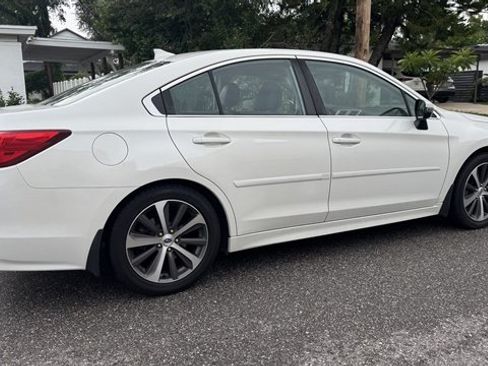 Used 2017 Subaru Legacy 3.6R Limited AWD/4WD image 3
