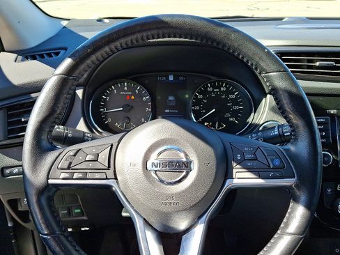 Used 2020 Nissan Rogue Sport SL w/ Premium Package image 20