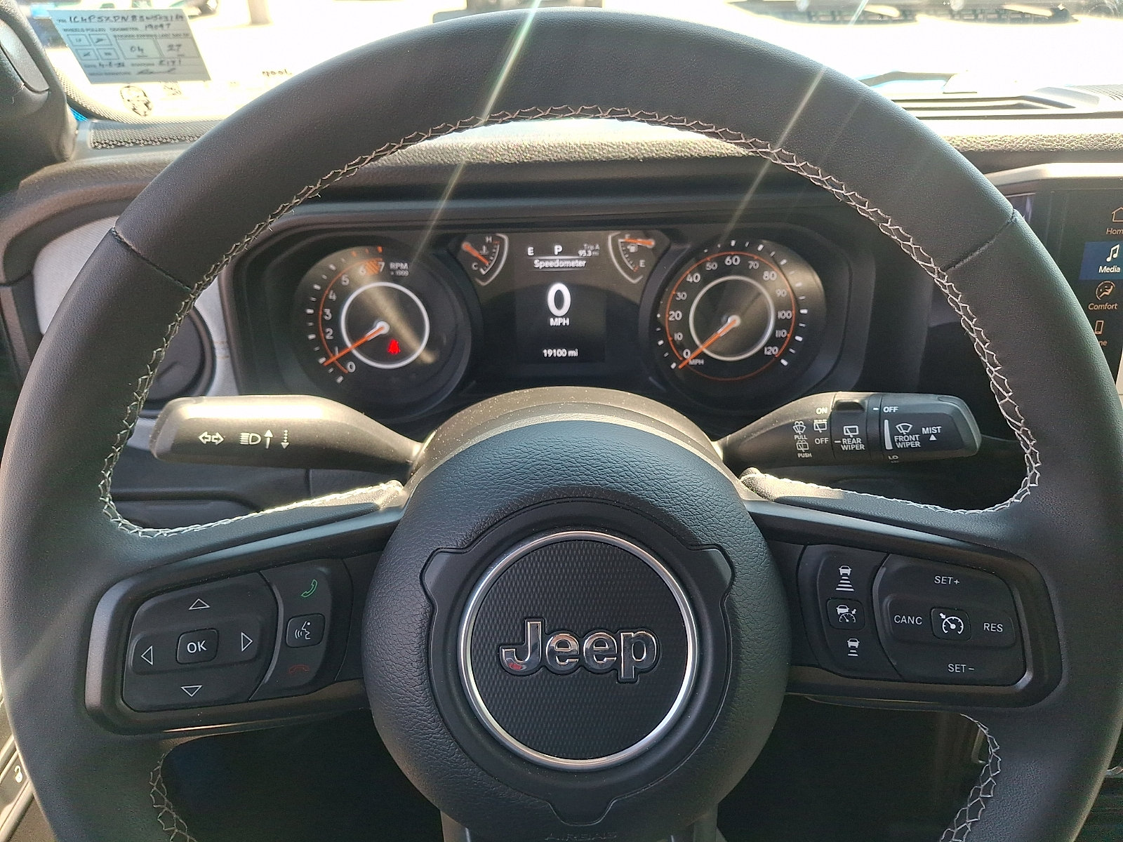 Used 2025 Jeep Wrangler Unlimited Sport AWD/4WD image 17