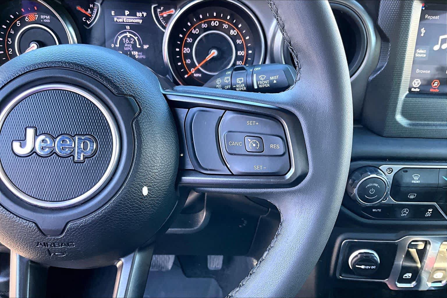 Used 2023 Jeep Wrangler Sport AWD/4WD image 25