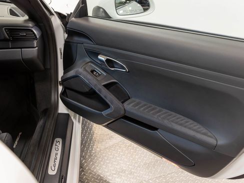Used 2019 Porsche 911 Carrera GTS RWD image 64