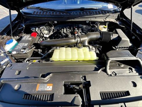 New 2025 Lincoln Navigator Reserve w/ Jet Appearance Package image 11