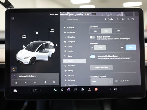 Used 2021 Tesla Model Y Performance image 54