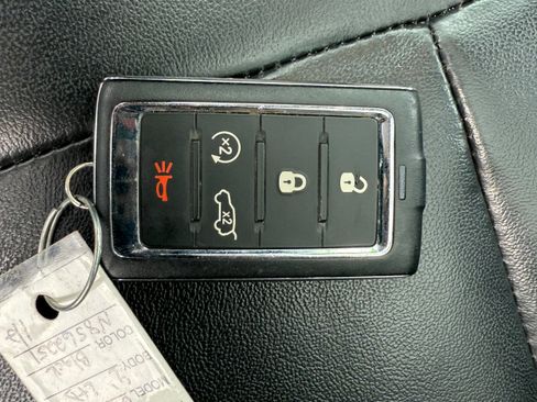 Used 2022 Jeep Grand Cherokee L Limited image 30