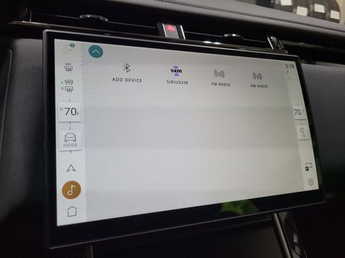 New 2026 Land Rover Range Rover Velar Dynamic SE image 32