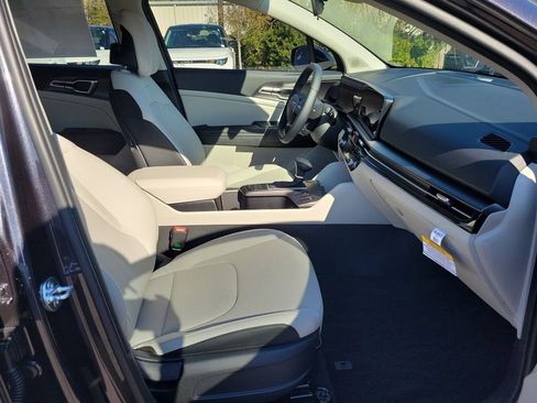 New 2026 Kia Sportage EX w/ EX Panorama Roof Package image 7