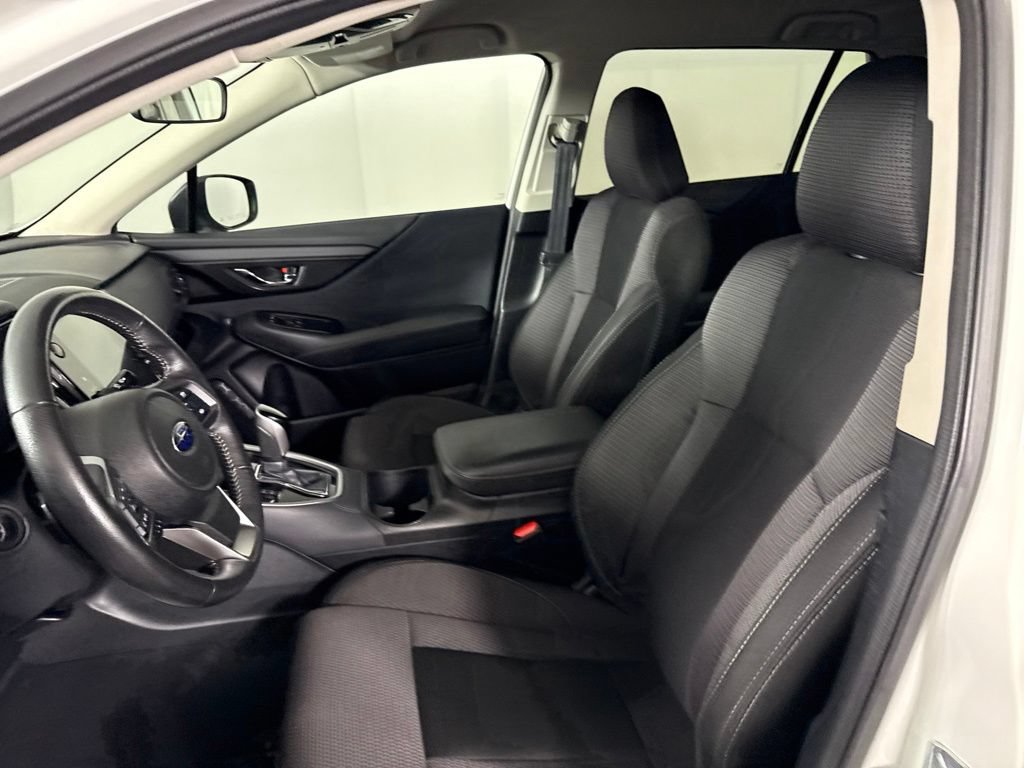 Used 2024 Subaru Outback Premium AWD/4WD image 13