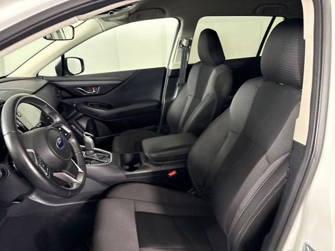 Used 2024 Subaru Outback Premium AWD/4WD image 13
