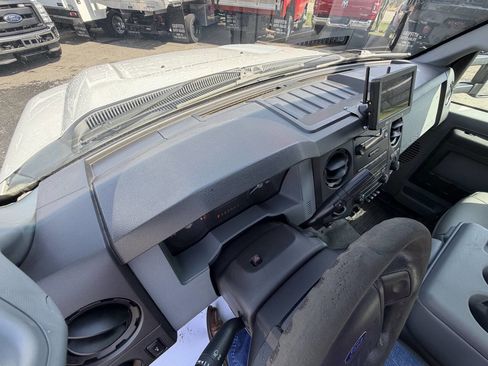 Used 2012 Ford F550 4x4 Regular Cab Super Duty w/ Payload Upgrade Pkg image 43