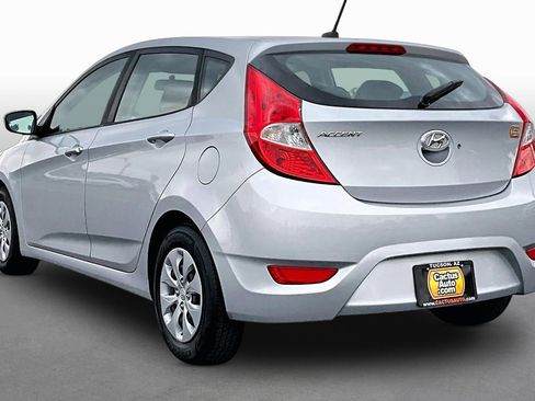 Used 2017 Hyundai Accent SE FWD image 10