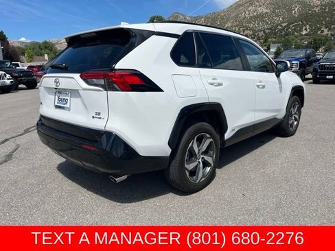 Used 2025 Toyota RAV4 SE AWD/4WD image 3