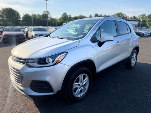 Used 2022 Chevrolet Trax LT w/ Driver Confidence Package AWD/4WD image 7