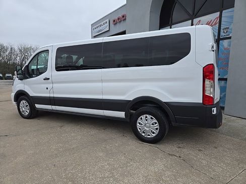 Used 2023 Ford Transit 350 XLT RWD image 6