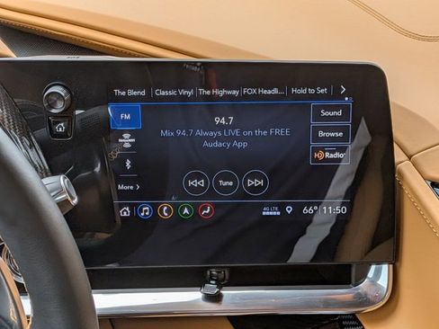 Used 2020 Chevrolet Corvette Stingray Premium Cpe w/ 3LT Preferred Equipment Group image 12