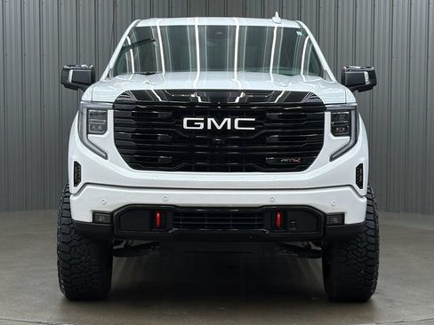 Used 2026 GMC Sierra 1500 AT4 w/ AT4 Premium Package AWD/4WD image 8