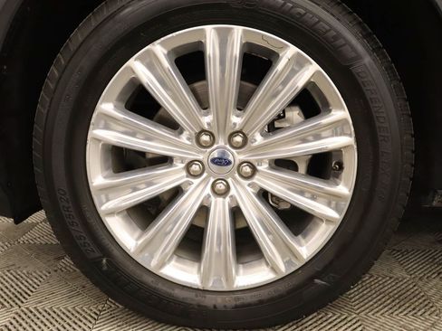 Certified 2020 Ford Explorer Limited AWD/4WD image 6