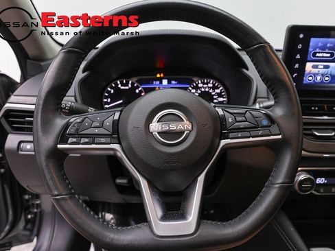Used 2024 Nissan Altima 2.5 SL AWD/4WD image 10