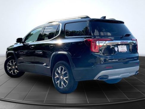 Used 2023 GMC Acadia SLT w/ Preferred Package AWD/4WD image 8