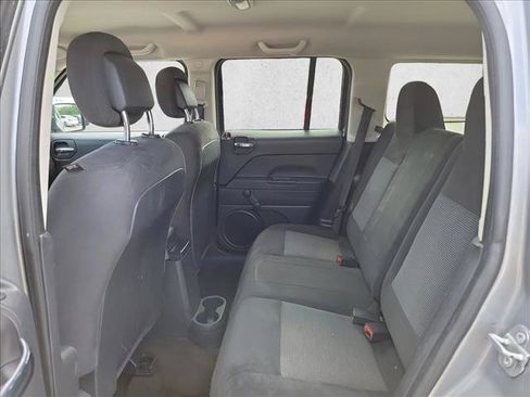 Used 2016 Jeep Patriot Sport FWD image 14
