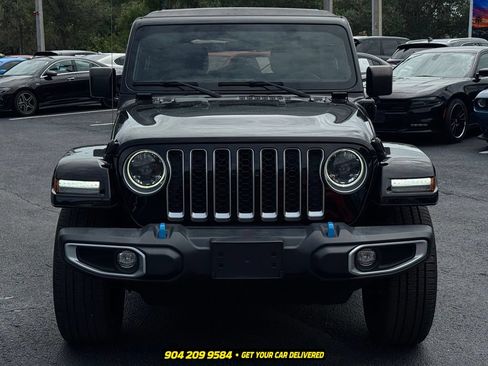 Used 2023 Jeep Wrangler Unlimited Sahara AWD/4WD image 11