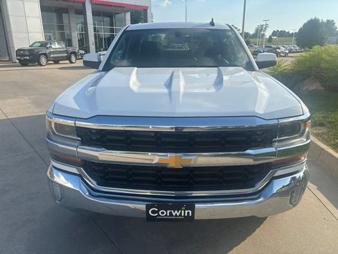 Used 2017 Chevrolet Silverado 1500 LT w/ All Star Edition RWD image 10