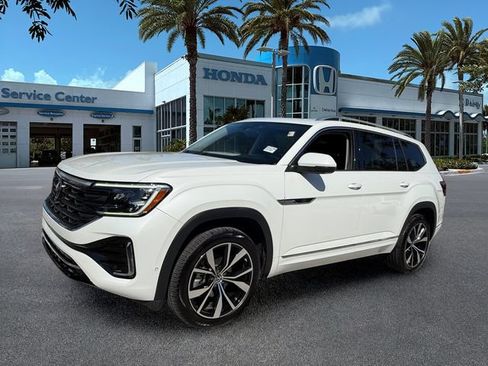 Used 2024 Volkswagen Atlas SEL Premium R-Line AWD/4WD image 4