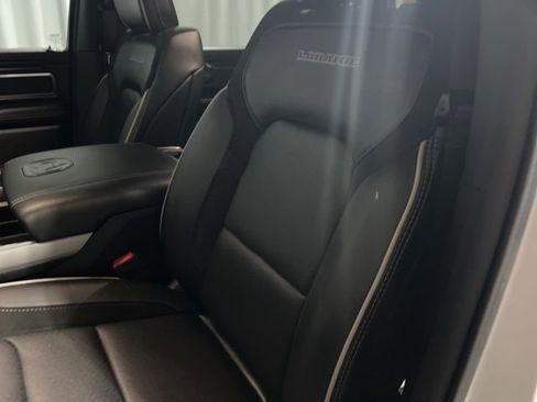 Used 2025 RAM 1500 Laramie AWD/4WD image 12