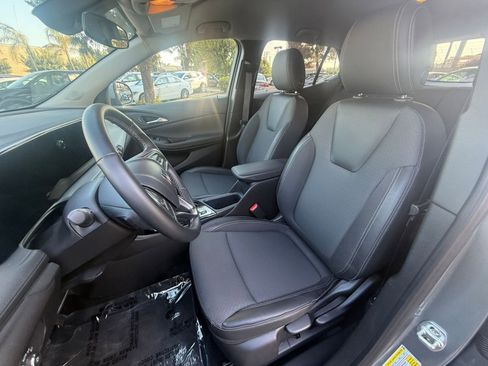 Used 2025 Buick Encore GX Preferred image 32