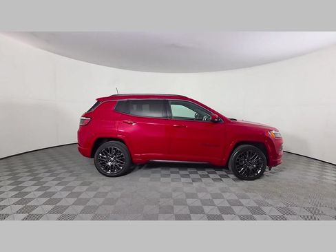 Used 2022 Jeep Compass Limited AWD/4WD image 36