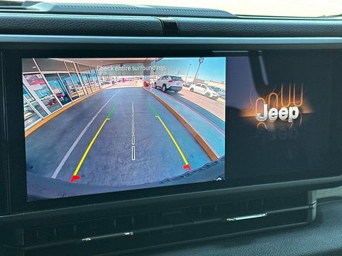 Used 2025 Jeep Wrangler Unlimited Sport AWD/4WD image 19