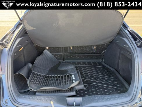 Used 2019 Toyota C-HR XLE image 9