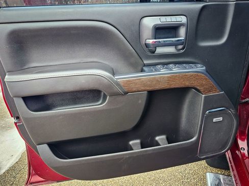 Used 2017 GMC Sierra 3500 Denali w/ Duramax Plus Package image 11