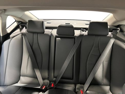 Used 2025 Acura TLX w/Technology Package image 27