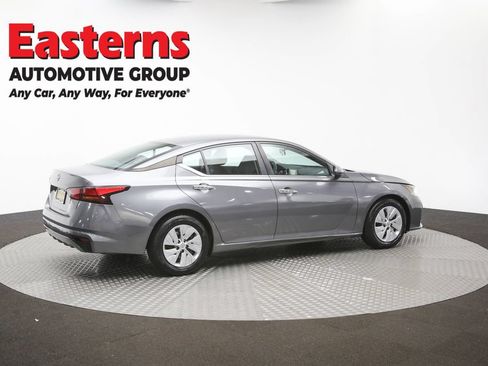 Used 2023 Nissan Altima 2.5 S FWD image 36