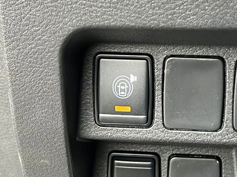 New 2026 Nissan Frontier SV w/ All-Weather Content Package AWD/4WD image 19