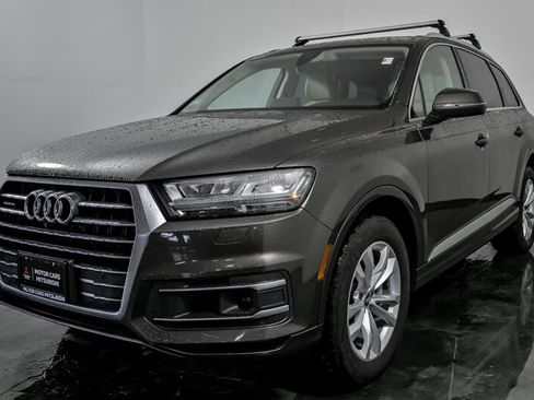 Used 2018 Audi Q7 3.0T Premium Plus w/ Premium Plus Package image 5