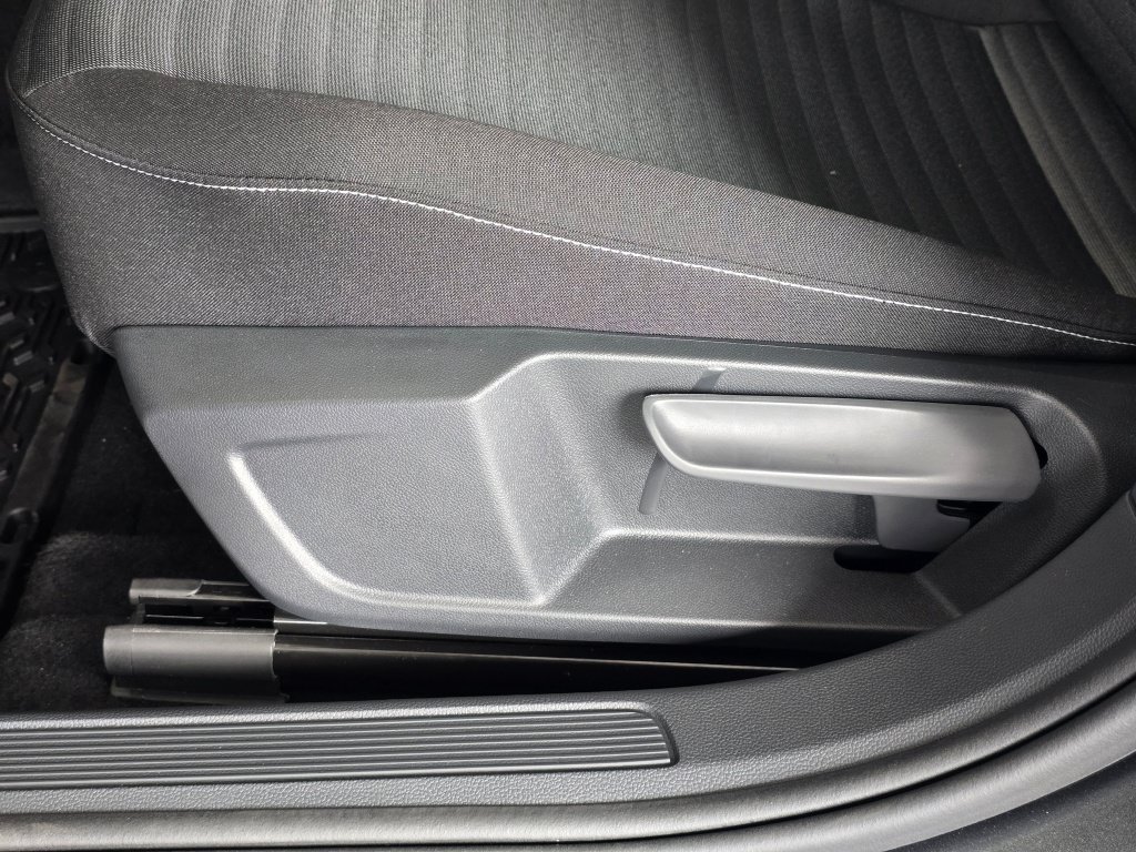 New 2027 Volkswagen Jetta S FWD image 18