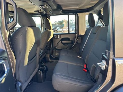 Certified 2021 Jeep Wrangler Unlimited Sport image 27