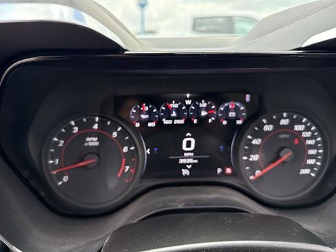 Used 2024 Chevrolet Camaro SS RWD image 10