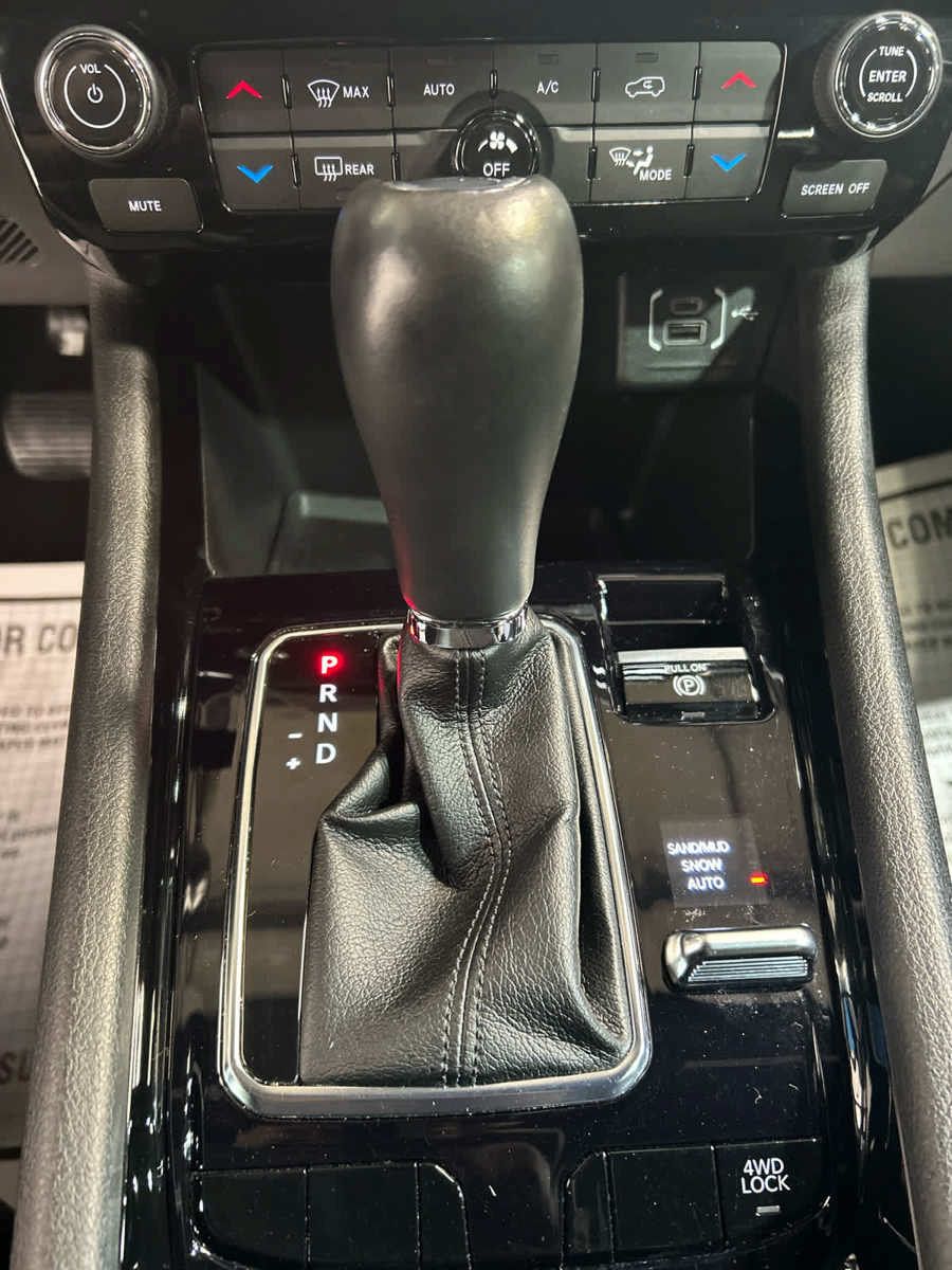 Used 2022 Jeep Compass Limited AWD/4WD image 6