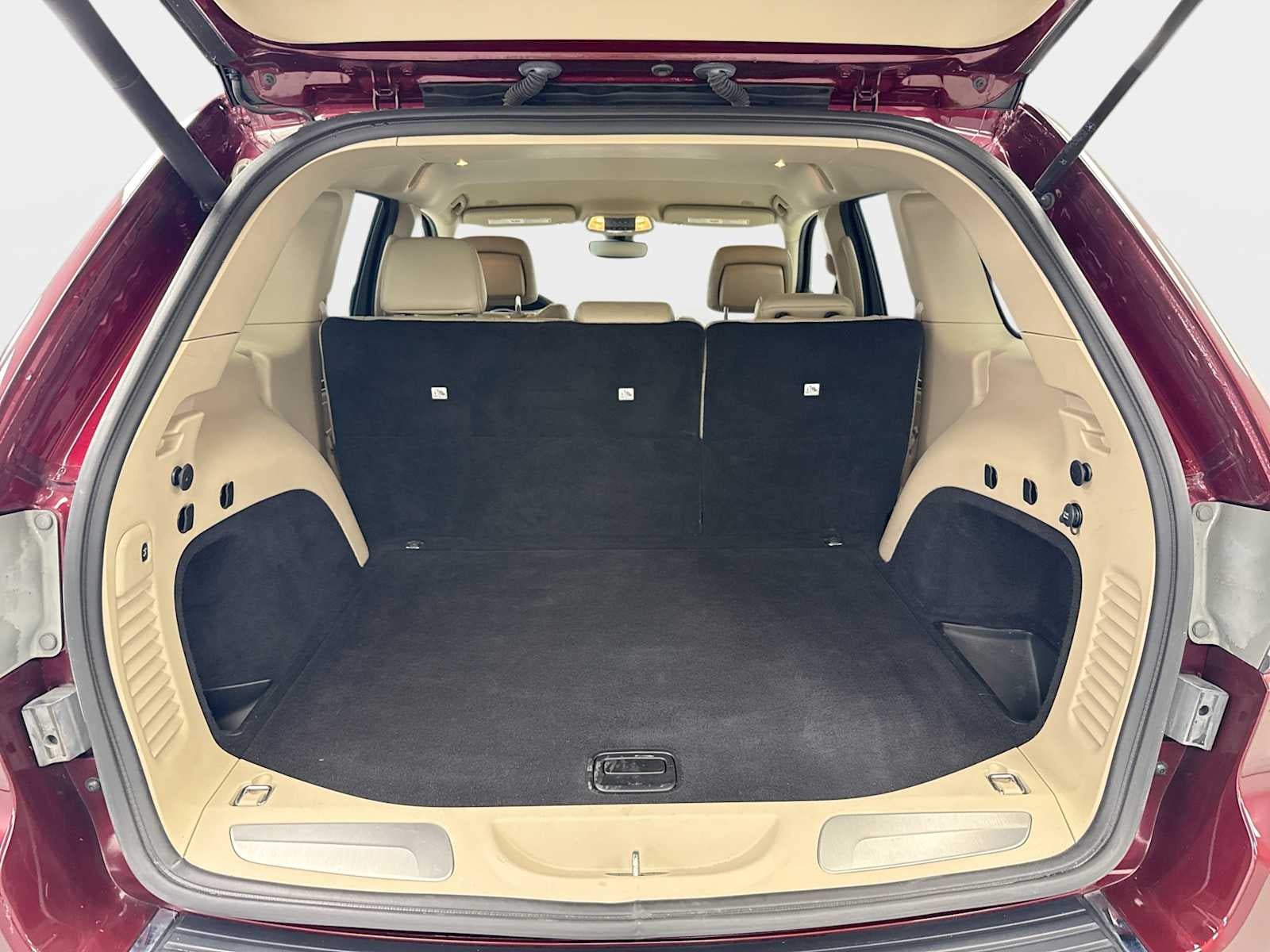 Used 2018 Jeep Grand Cherokee Limited AWD/4WD image 18