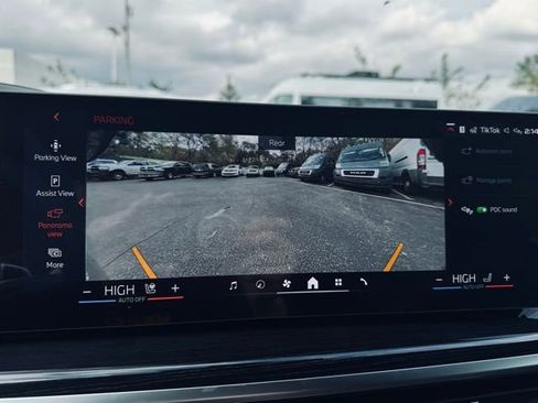 New 2026 BMW X6 M60i image 39