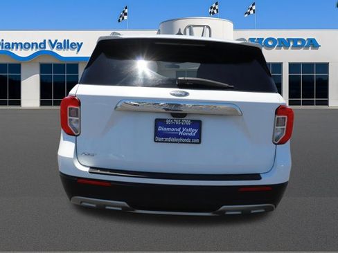 Used 2023 Ford Explorer XLT w/ Equipment Group 202A RWD image 5