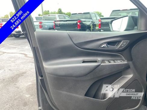 Used 2024 Chevrolet Equinox LT FWD image 15